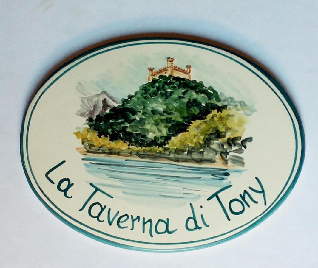 Bed and Breakfast La Taverna Di Tony Montalto Dora Экстерьер фото