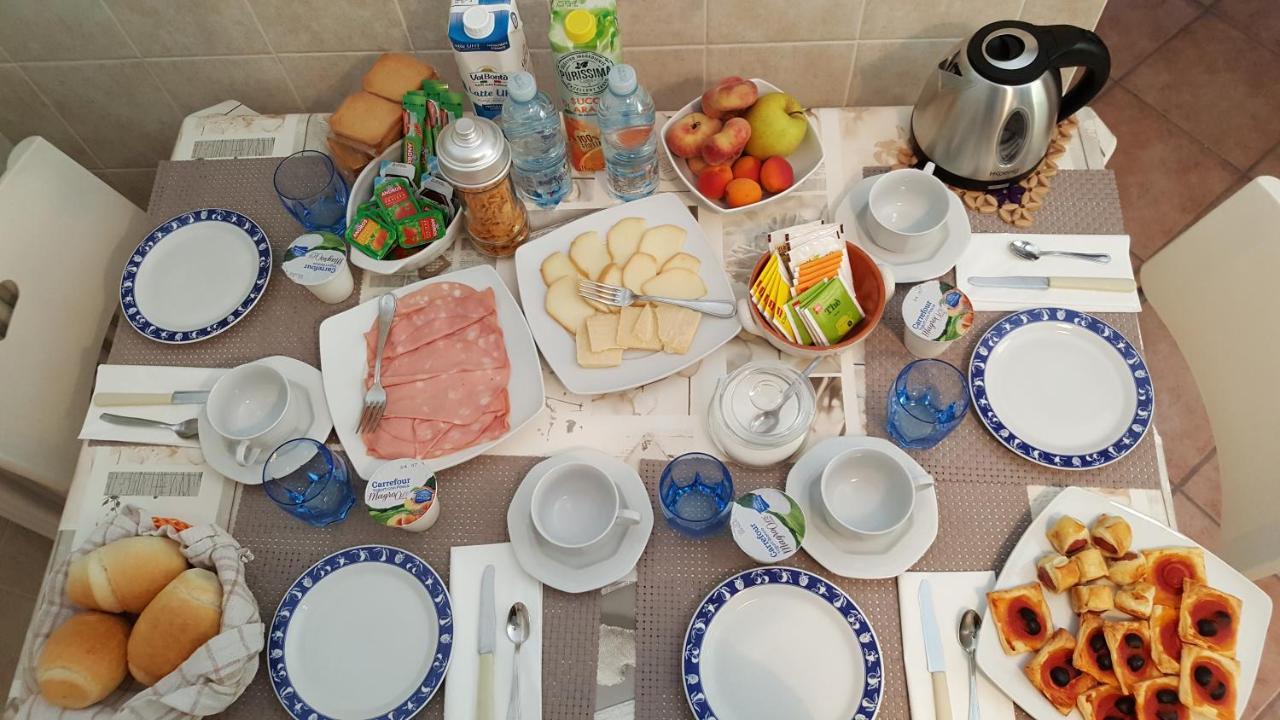 Bed and Breakfast La Taverna Di Tony Montalto Dora Экстерьер фото